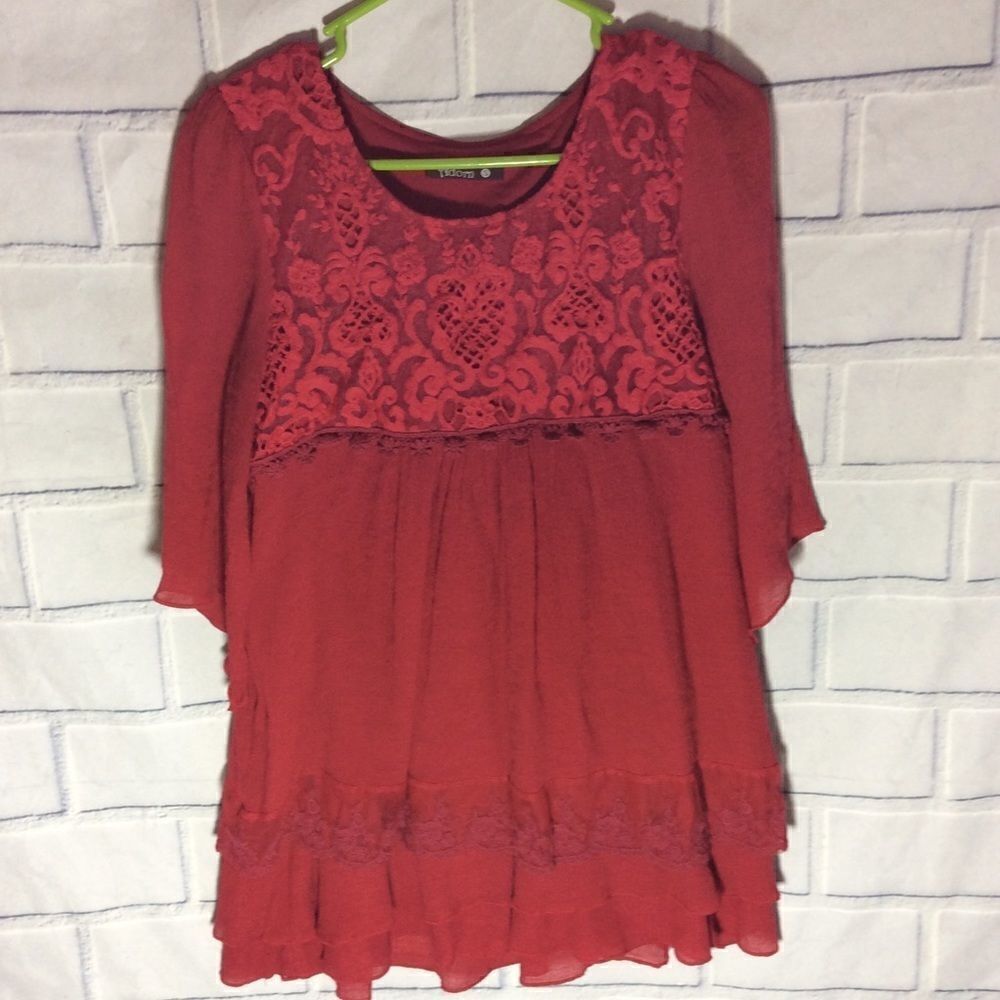 Adorn top tunic 3/4 sleeves red Lace Layered SZ S
